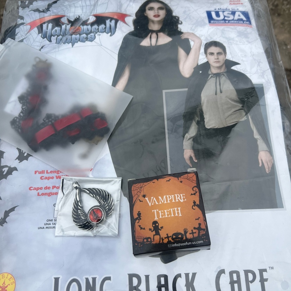 Halloween Vampire Costume Set with Cape and Accessories